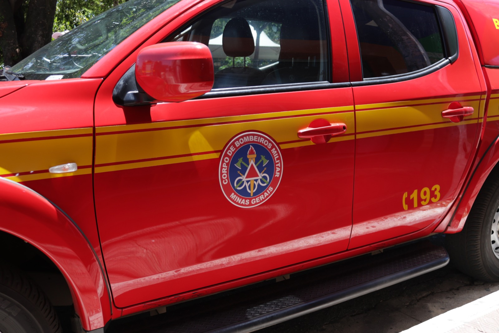 Fogo foi combatido em cerca de uma hora, nessa segunda-feira (16/2)