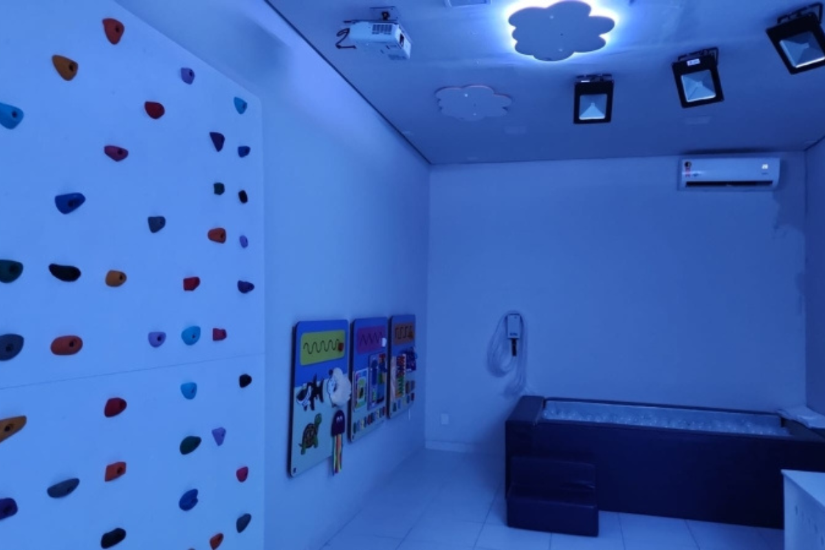Espaço foi projetado para atender pacientes com deficiência intelectual, múltipla e Transtorno do Espectro Autista (TEA)
