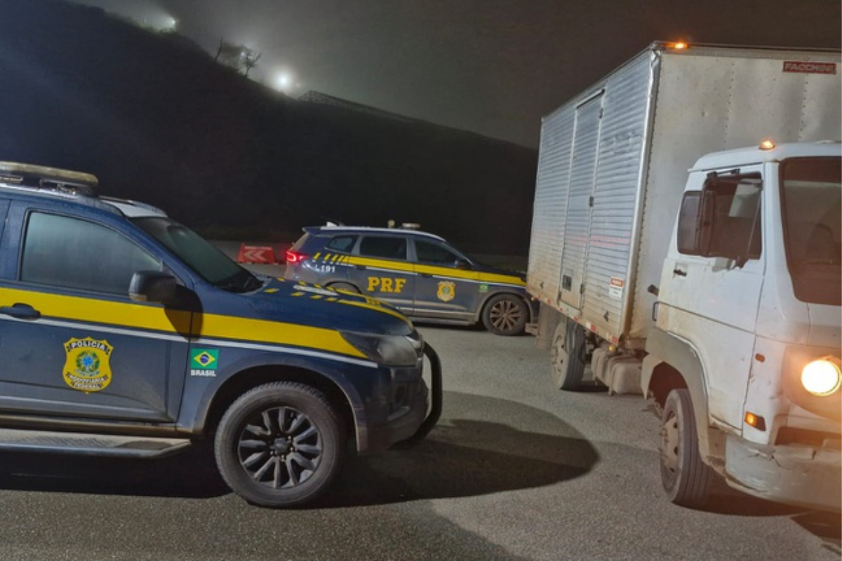 Caminhão possuía registro de furto datado do dia 4 de março