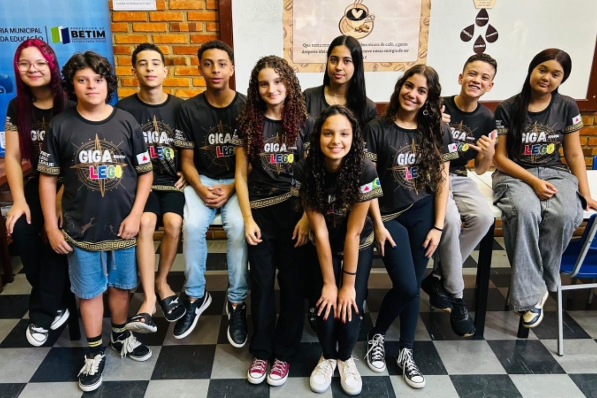 Equipe Gigalego, do Gigante, criou o GigaTrek, um carrinho criado para auxiliar arqueólogos durante expedições