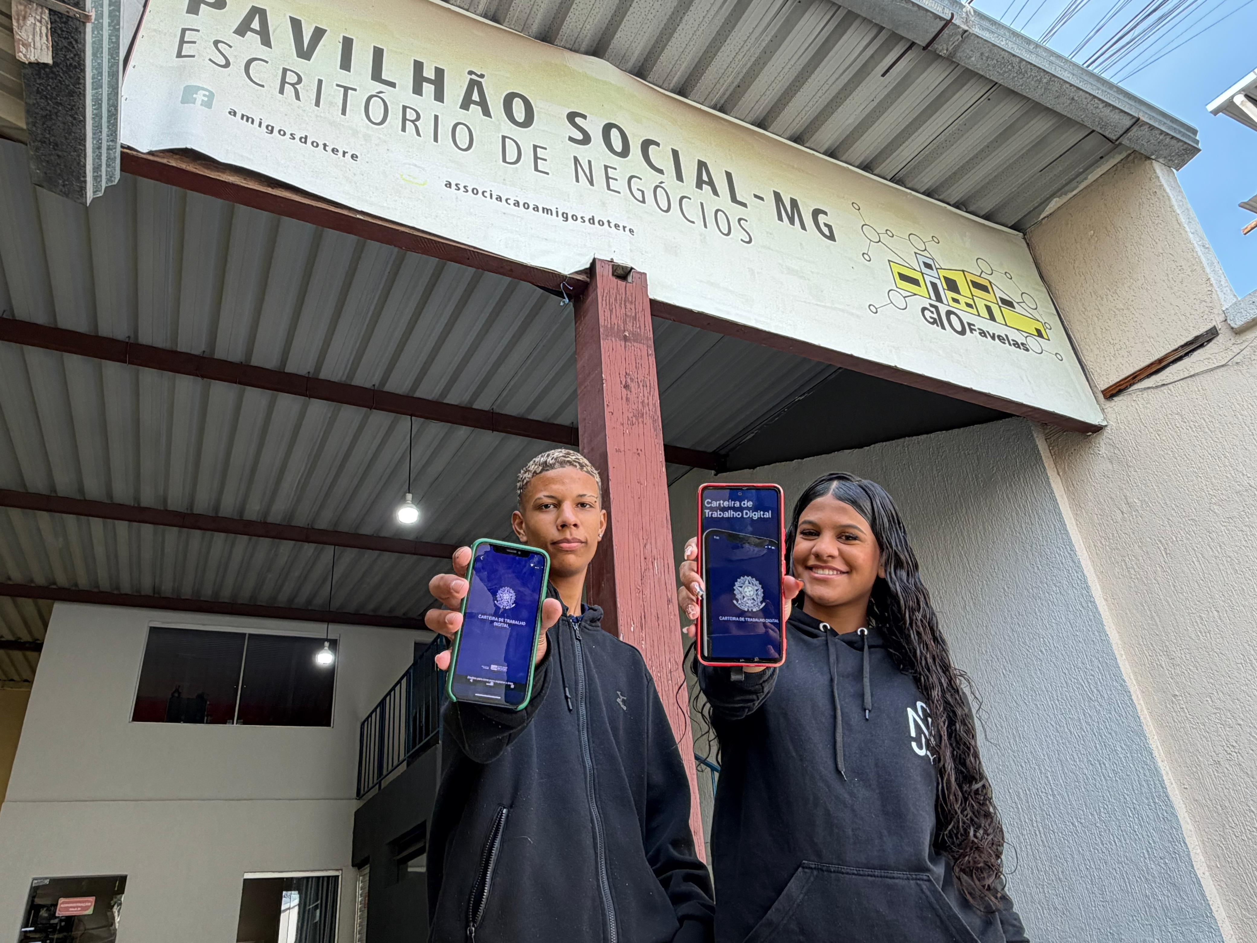 Iniciativa busca preparar adolescentes para primeiro contato com mercado de trabalho