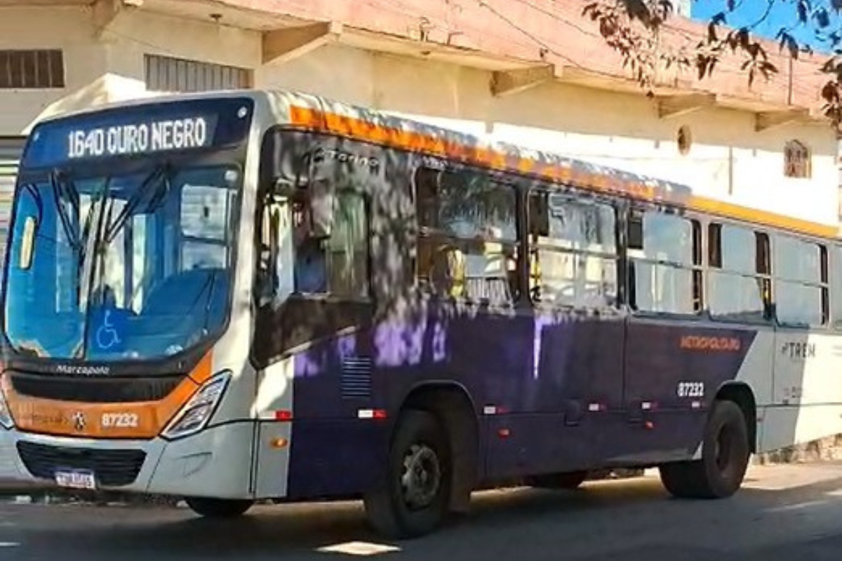 Linha 1640 tem três horários de manhã e três à tarde