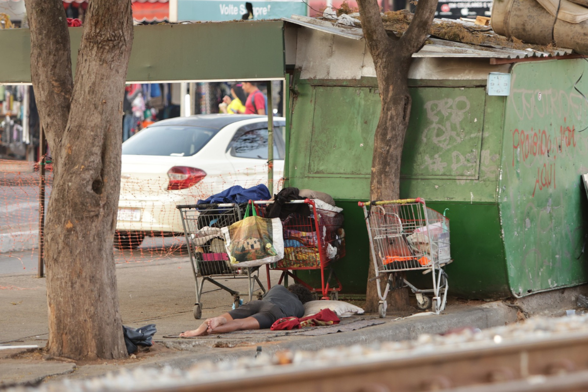 Dados do CadÚnico apontam que Betim tem 308 pessoas vivendo nas ruas