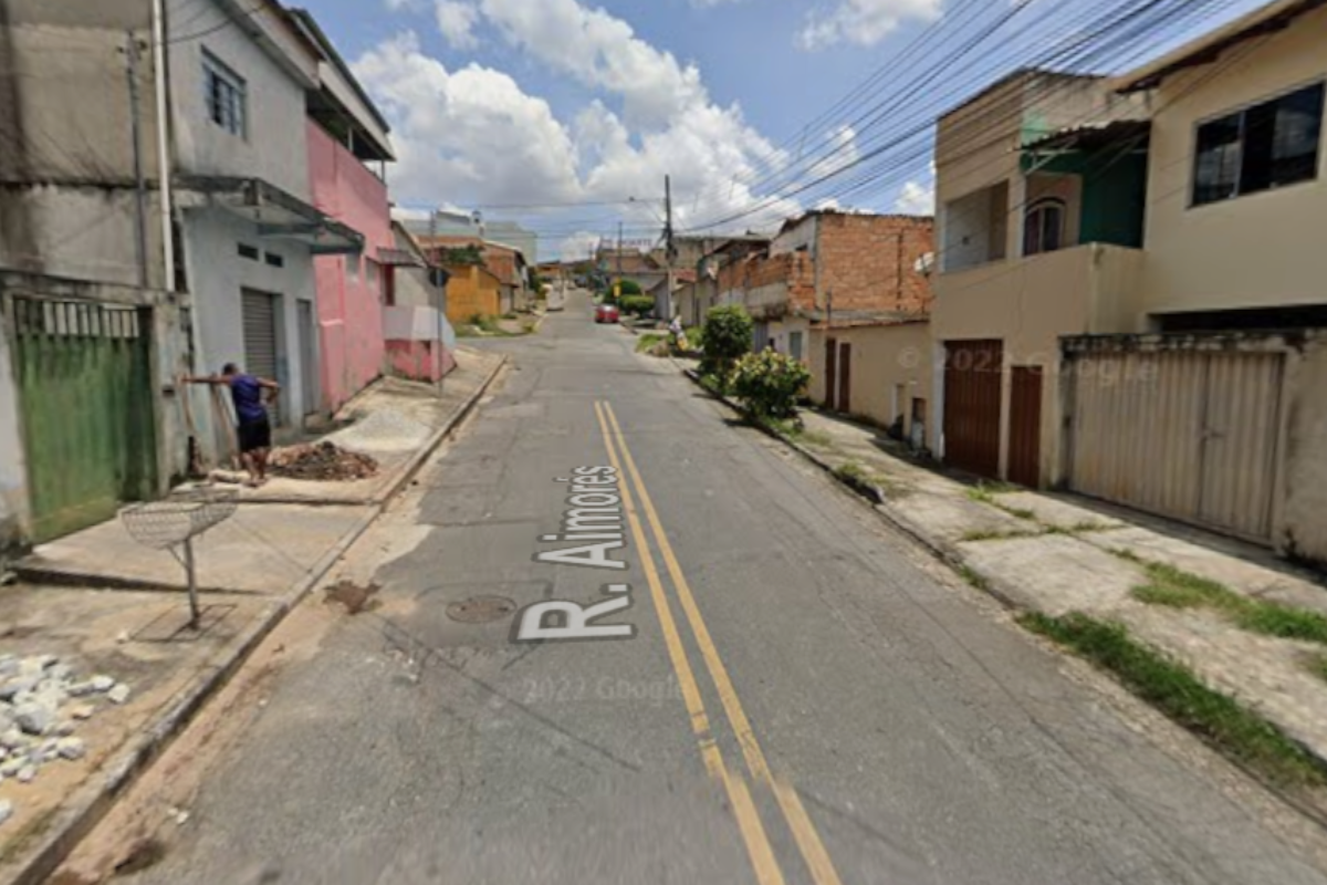 Homem agredido teria invadido imóvel na rua Aimorés