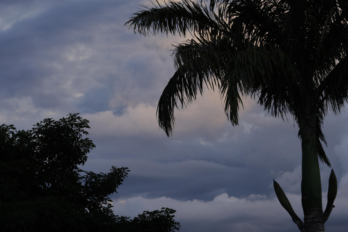 Céu será de sol com muitas nuvens