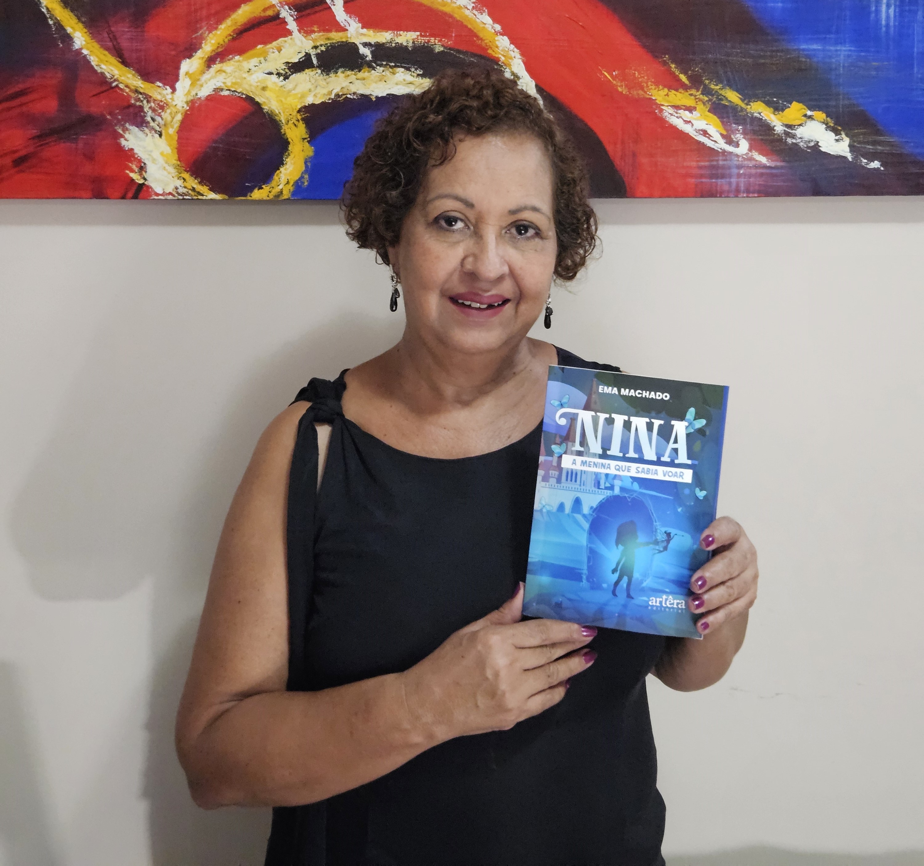 Ema Machado é professora há oito anos, e integrante da Academia Betinense de Letras (Abel) há um ano e meio