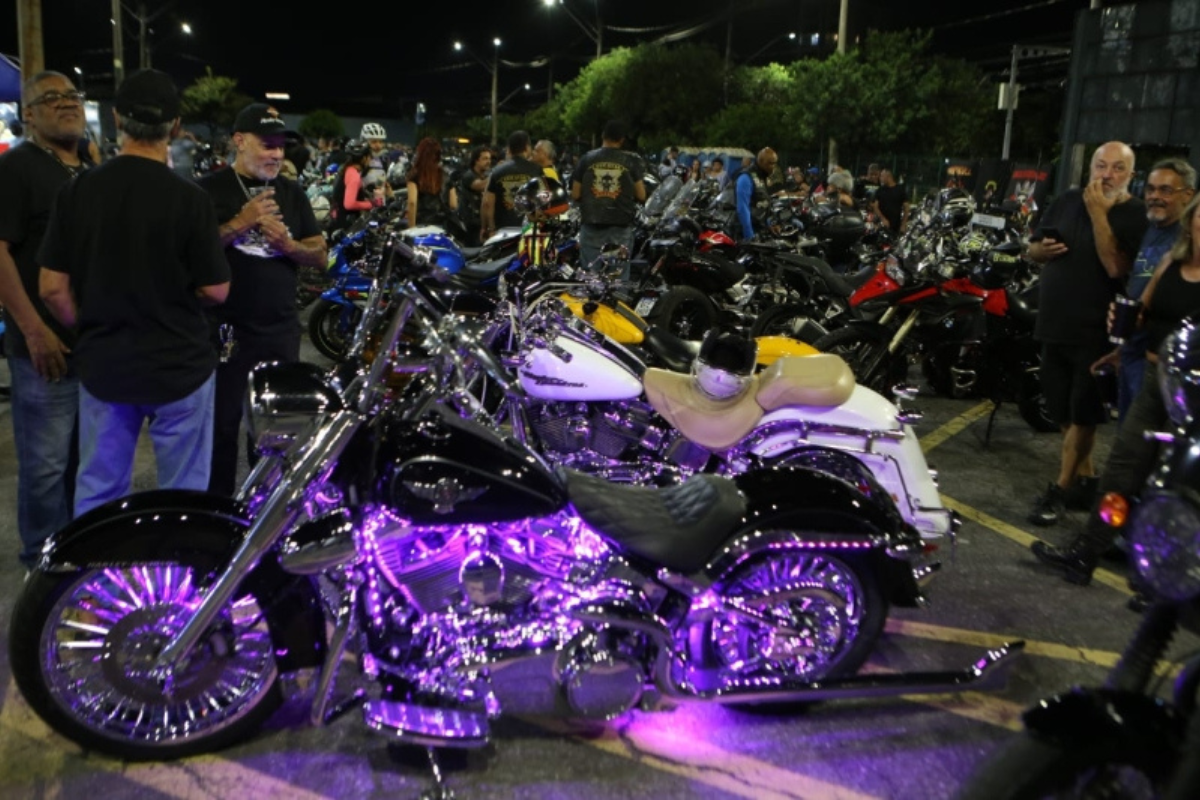 Além da música, o público poderá aproveitar uma praça de alimentação com comidas e bebidas variadas, além da clássica exposição de motocicletas estilizadas.