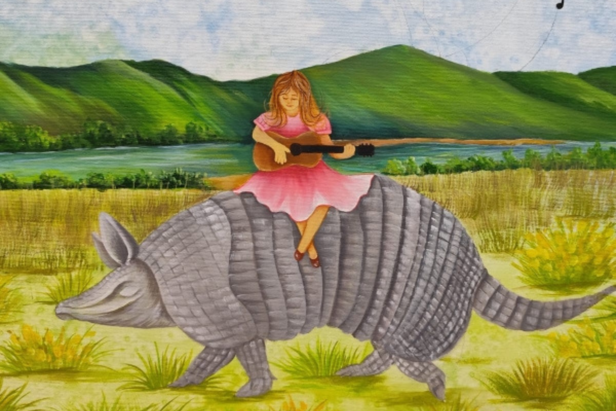Exposição reúne 16 telas produzidas pelas artistas Lucimary Toledo, Duda Toledo e Ilmara Brito