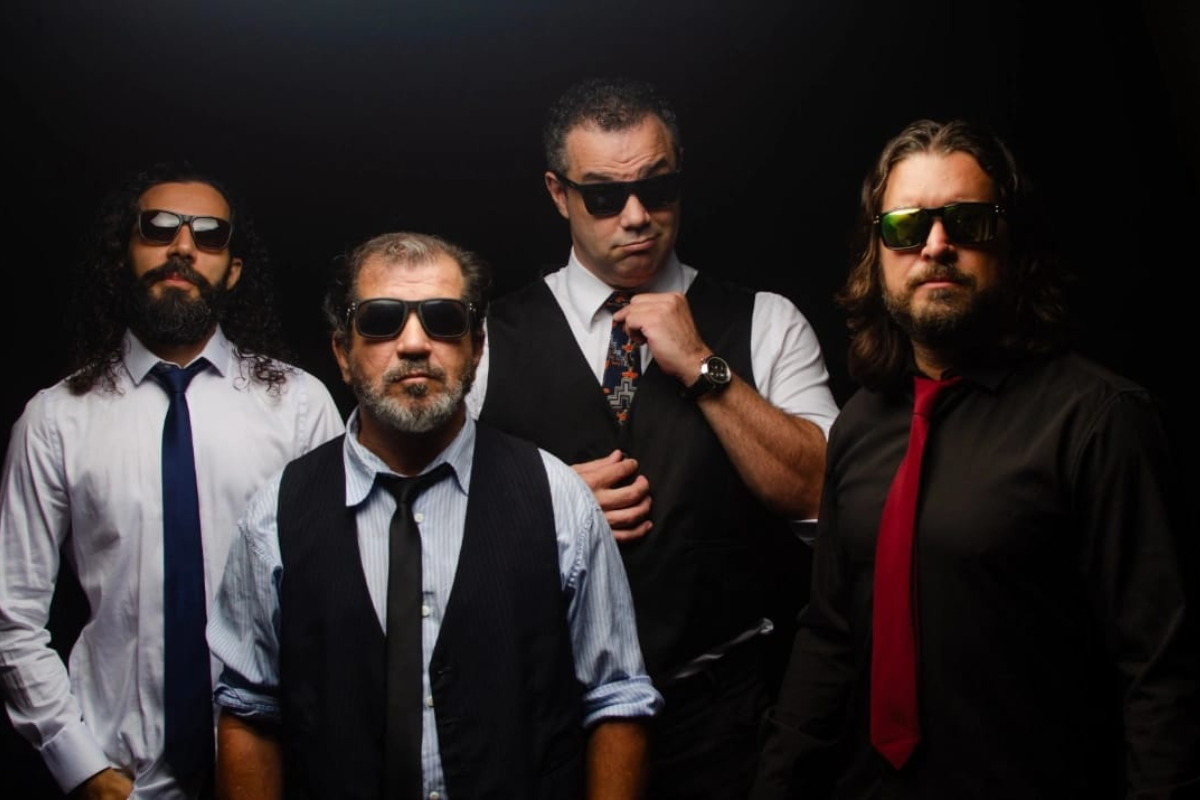 Banda Pedaços de Papel irá tocar clássicos do rock internacional