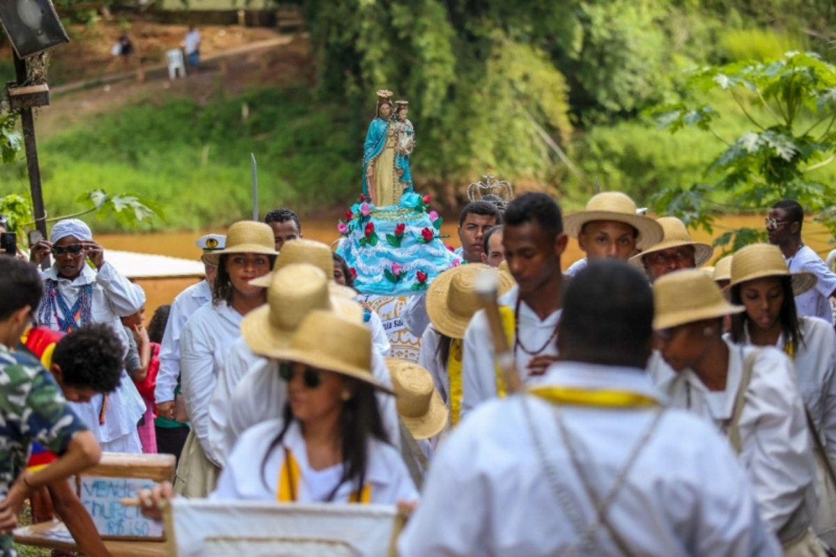 Chegada da imagem da santa pelo rio Paraopeba é o ponto alto da programação