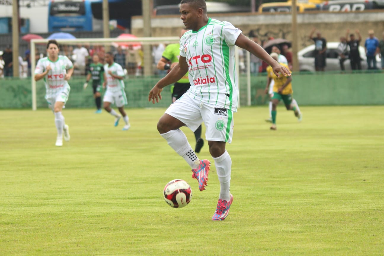 Novo Cristina soma nove pontos em três jogos e confirma liderança do Grupo 2 da Chave Metropolitana