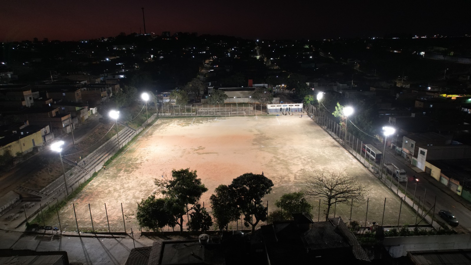 Espaço é o vigésimo primeiro campo de futebol amador da cidade contemplado no projeto de modernização de iluminação