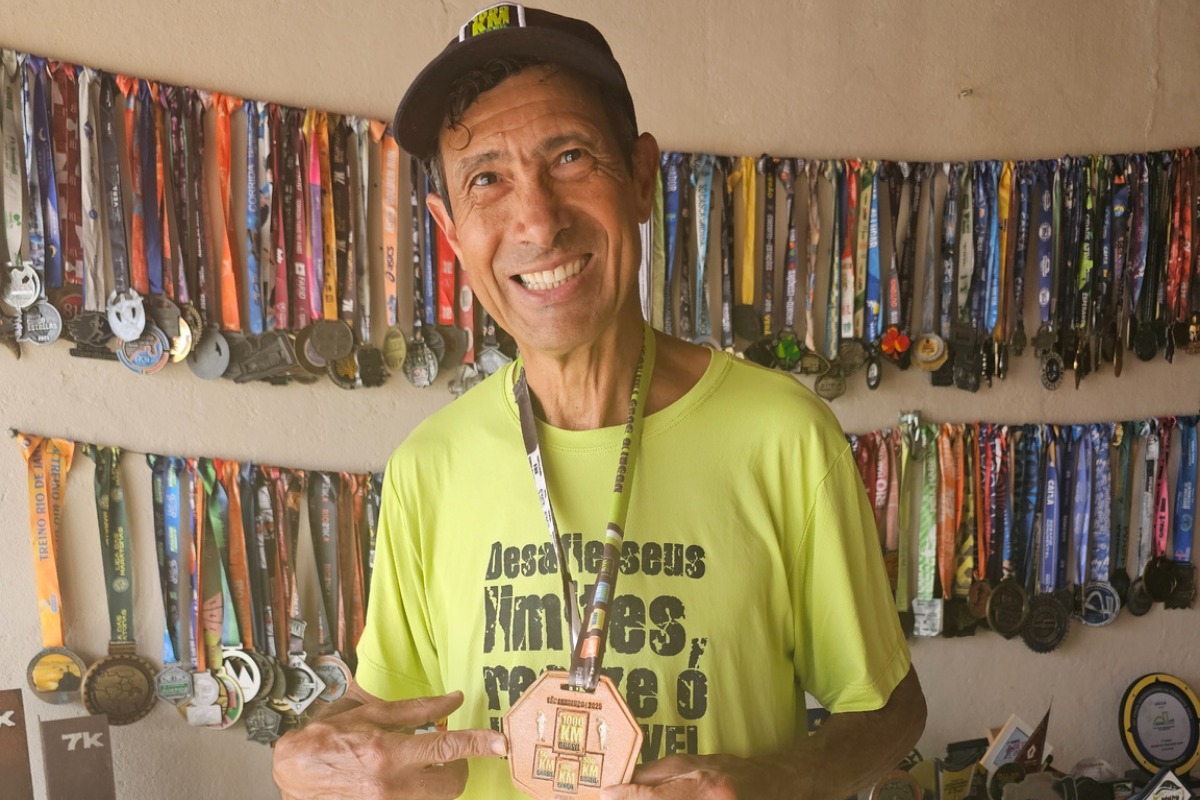 Um fato histórico sobre o corredor é a participação dele em 23 das 25 edições da Volta Internacional da Pampulha.