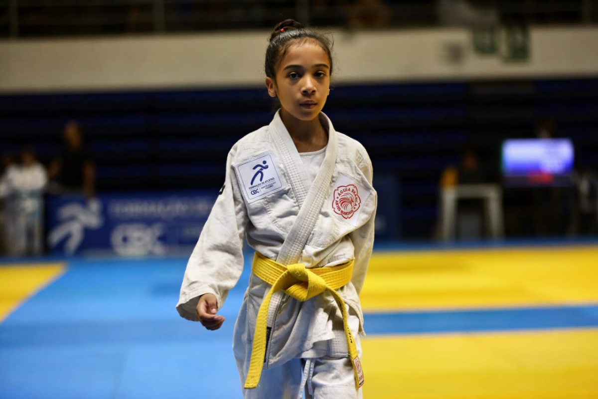 Ao todo, a equipe conquistou 16 medalhas – sendo 5 de ouro, 7 de prata e 4 de bronze – além de menções honrosas