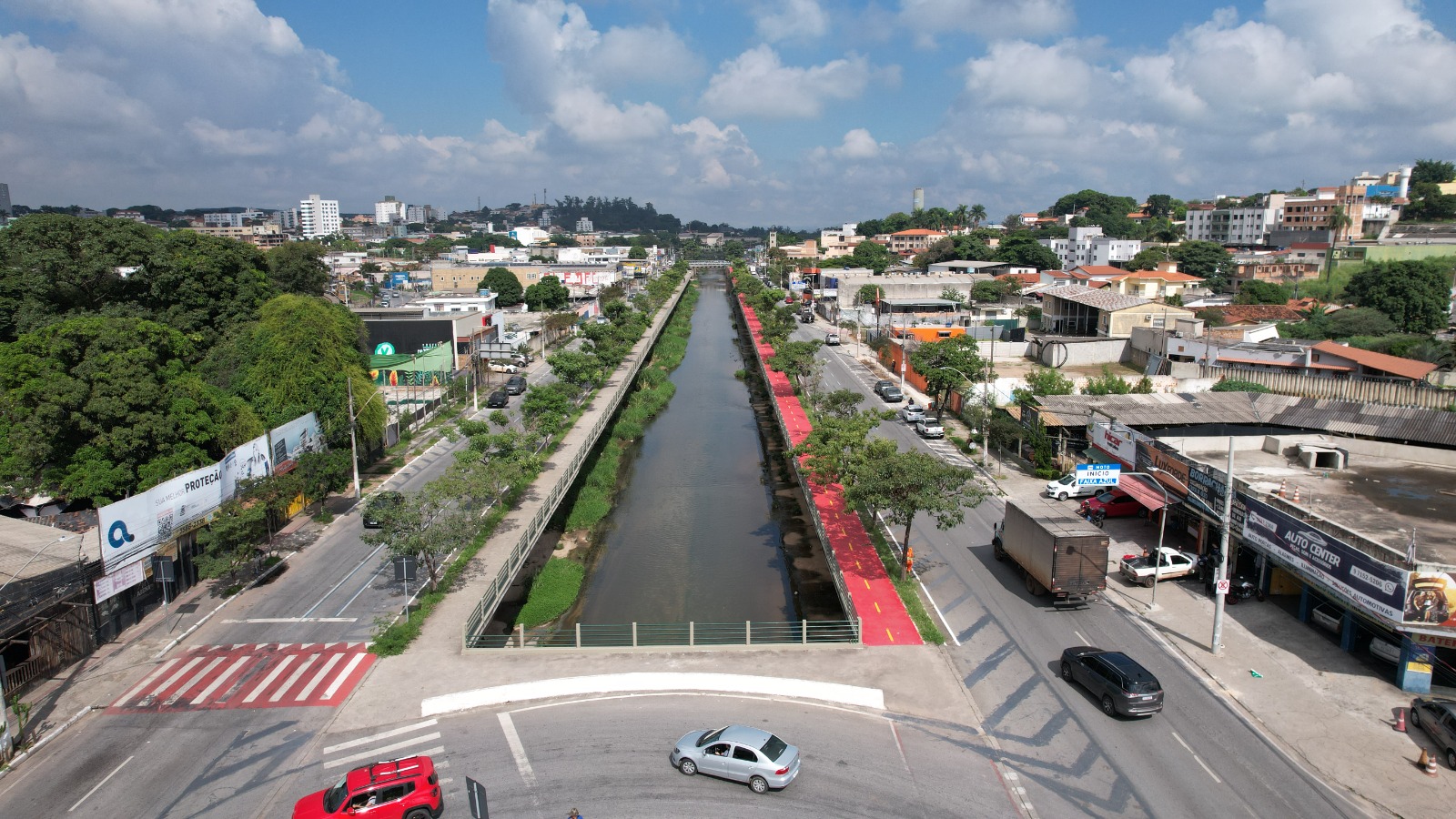Parte da avenida, entre a Praça do Encontro e a rua Dr. Gravatá, será fechada nos dois sentidos para circulação de veículos