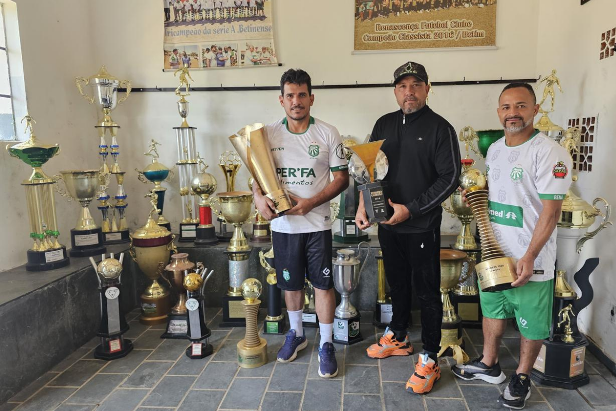 Na sede do clube, no Estádio Orestes Diniz, o clube guarda parte da grande história que foi construída nos últimos anos