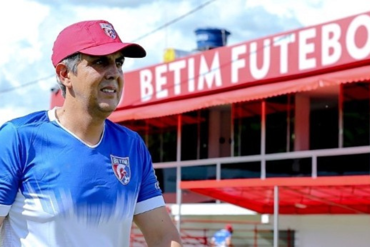 Emerson Ávila foi confirmado como novo treinador do Betim
