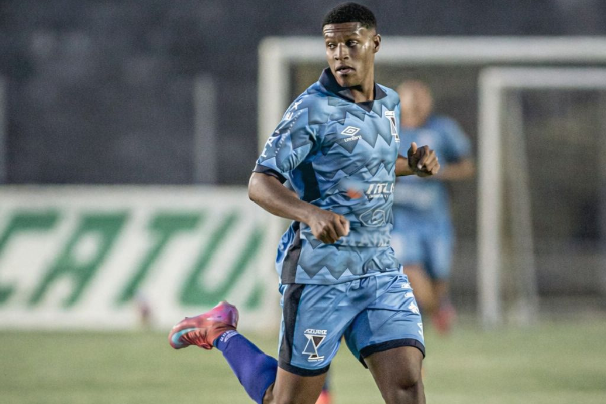 Marcos Henrique está emprestado pelo Fluminense ao Azuriz Futebol Clube