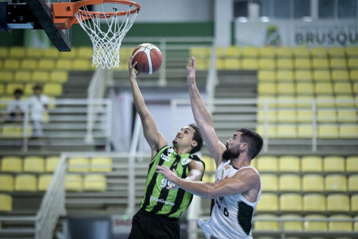 Abertura aconteceu na última segunda (23),  com jogo entre América Towers (MG) e Brusque (SC), na Arena Brusque
