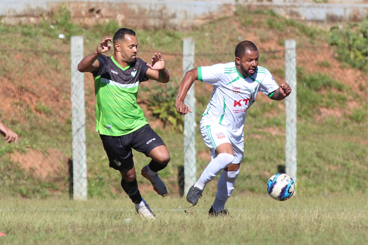 Vernópolis F.C. foi eliminado ao perder por 5 a 2 para a A.E. Novo Cristina