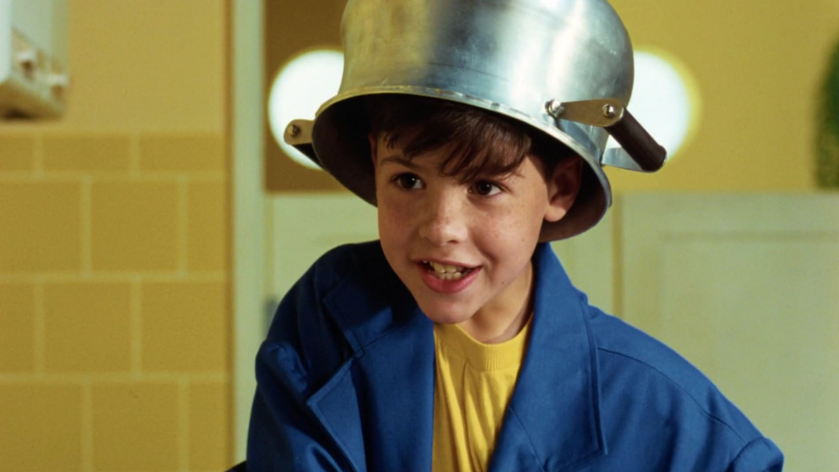 Filme conta a história de um menino imaginativo e cheio de energia que vive uma série de aventuras enquanto lida com os desafios da infância e a separação dos pais
