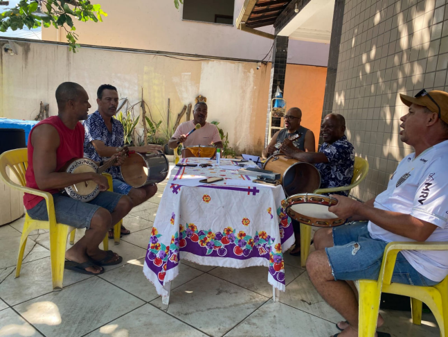 Samba de Roda Entre Amigos