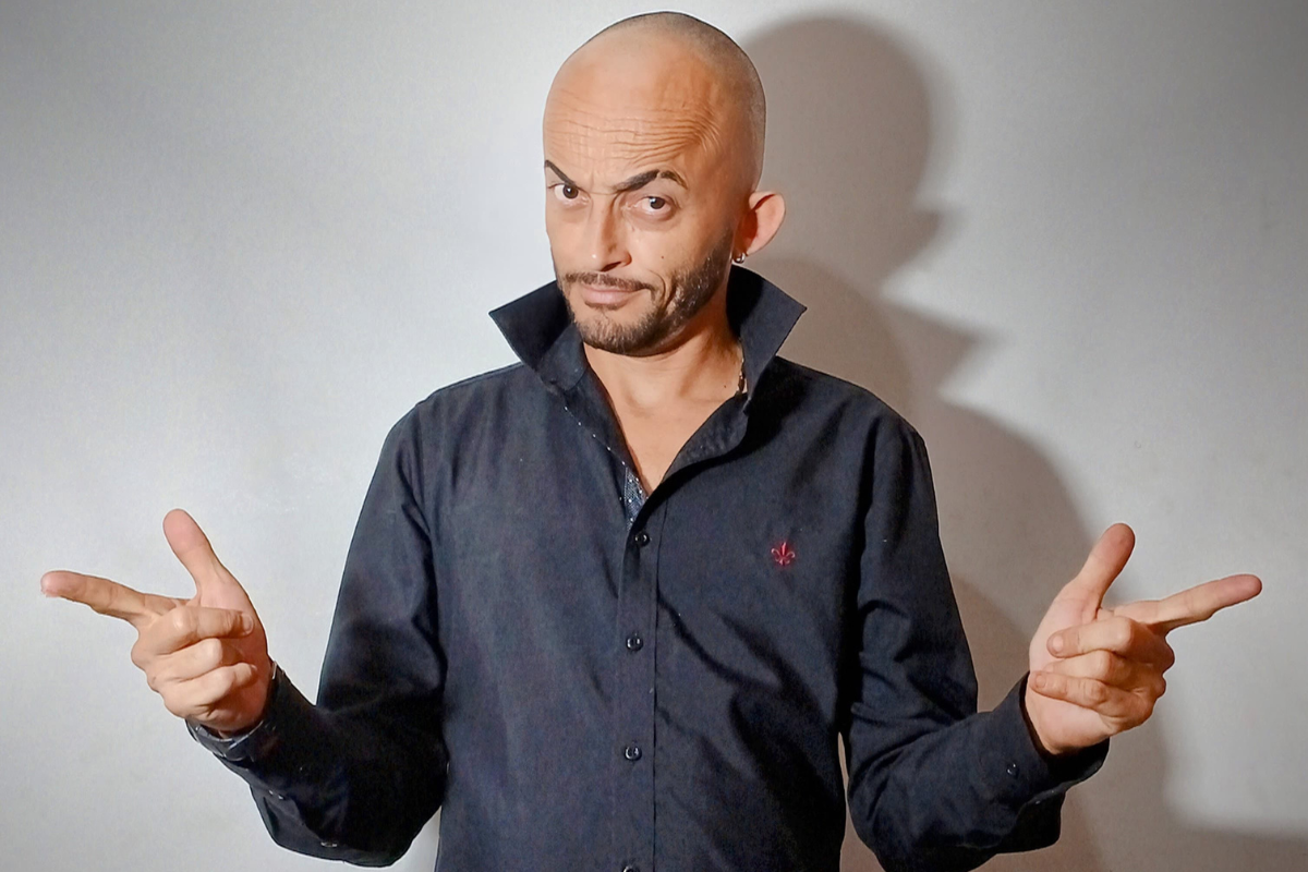 Thiago Bobs, humorista de Betim