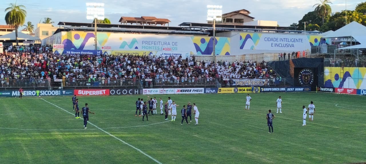 Maycon Rangel e Erick Salles marcaram para os betinenses, e Tiago Marques diminuiu para o time de Montes Claros