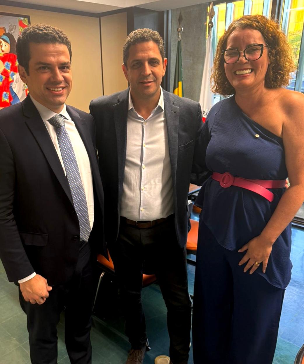 Encontro das lideranças ocorreu no gabinete de Nelly Aquino na Câmara Federal, nessa quarta-feira (12)