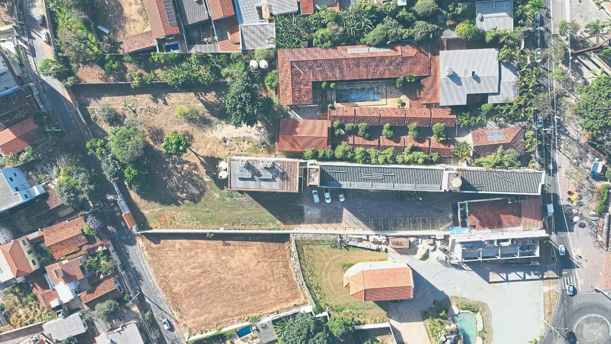 Legislativo betinense vai funcionar no prédio que abrigava o Hotel Pozzobon, no Centro