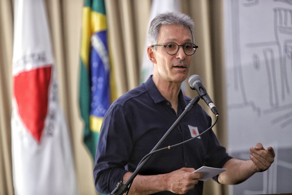 Governador de Minas Gerais, Romeu Zema (Novo), afirma que tem outro compromisso agendado
