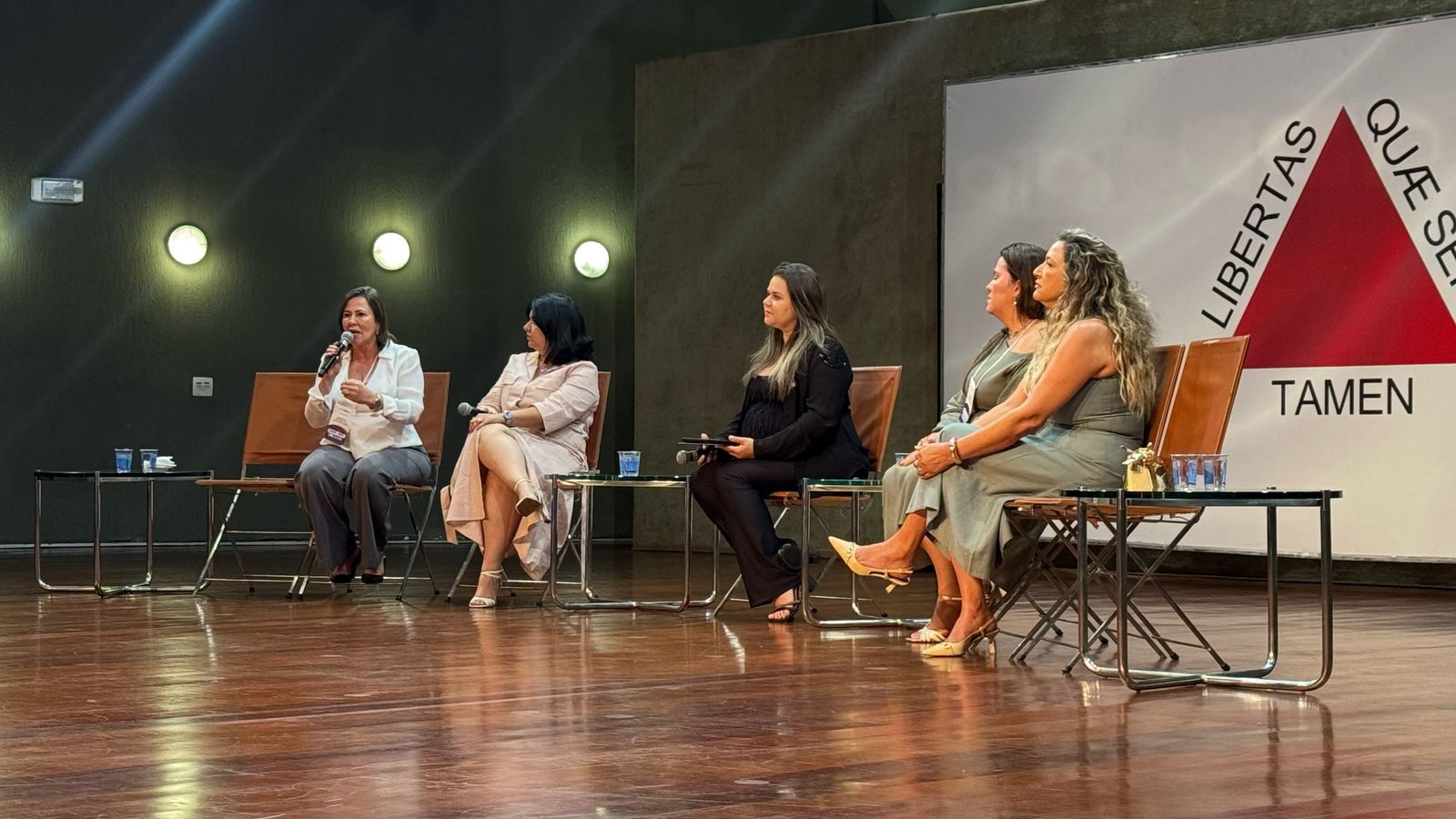 Essa foi a primeira edição do evento, que ocorreu nessa segunda (24), na Cidade Administrativa, e contou com painéis, apresentações culturais e trocas de experiências 