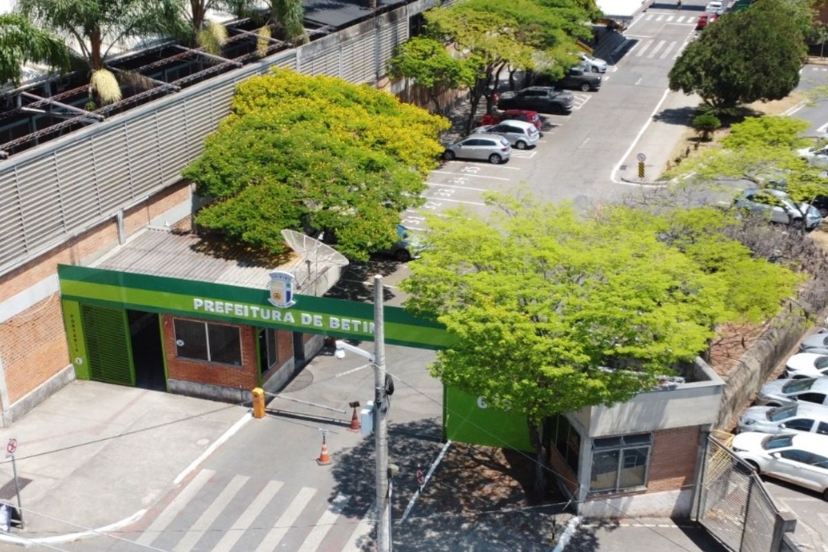 Segundo a prefeitura, medidas são pra assegurar melhores condições financeiras ao servidor