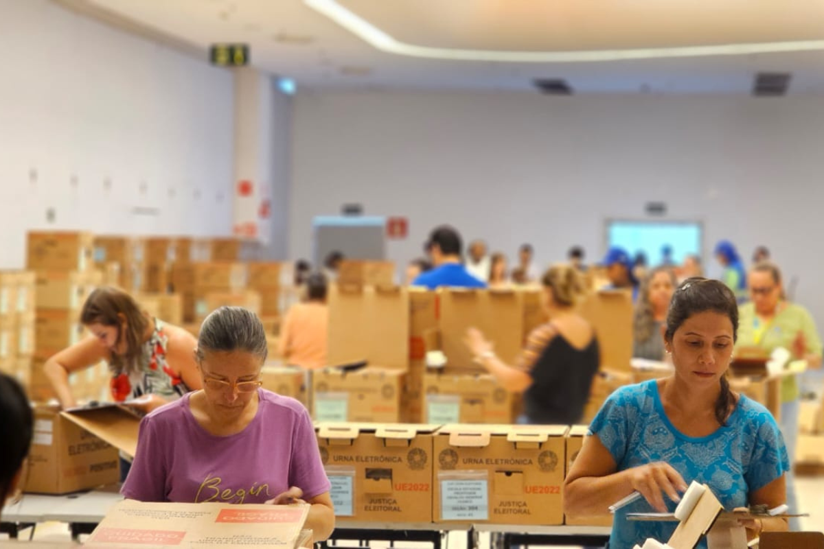 Betim terá urnas eletrônicas distribuídas em 107 locais de votação