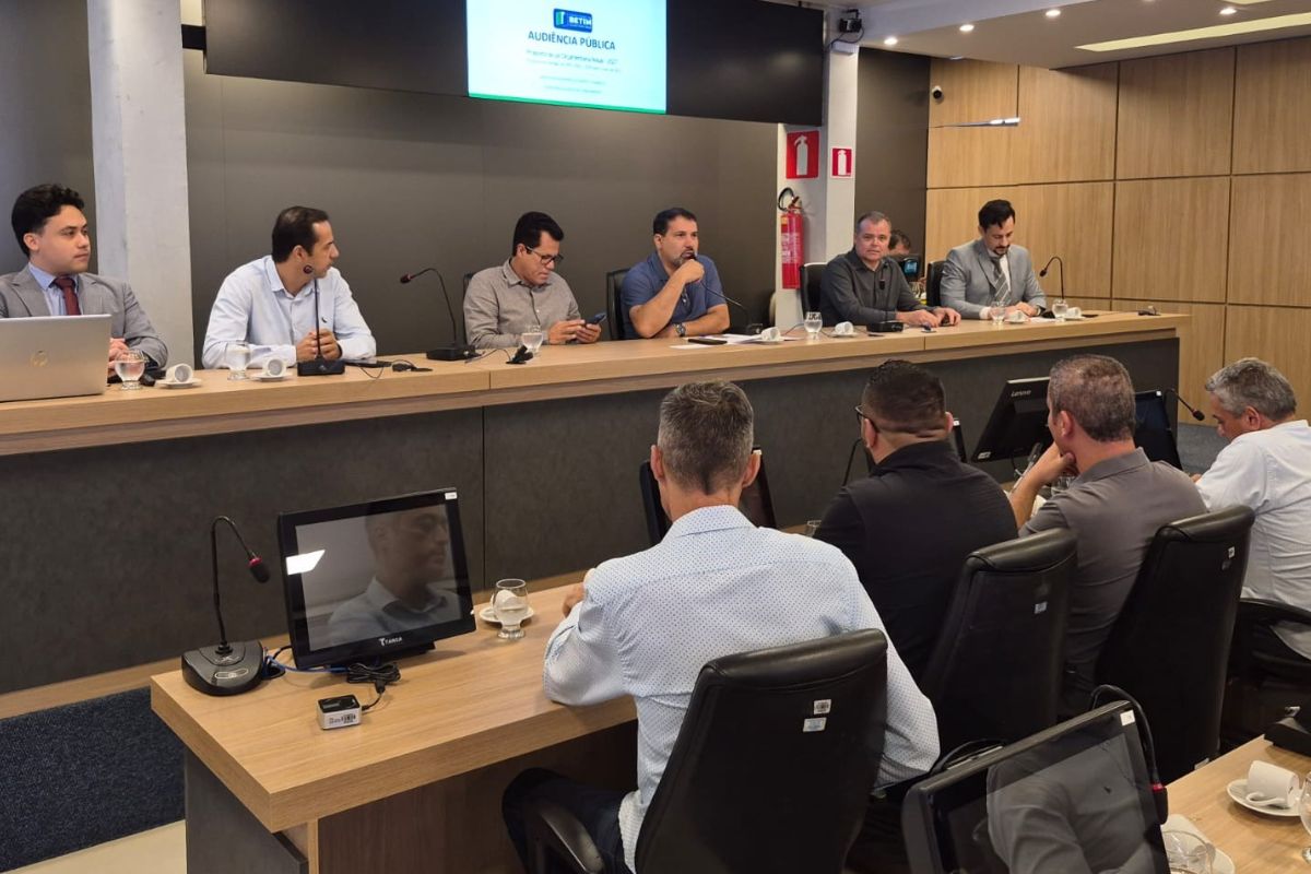 Proposta da Lei Orçamentária Anual (LOA) foi apresentada em audiência pública realizada nesta segunda-feira (26/10), no plenário da Câmara Municipal