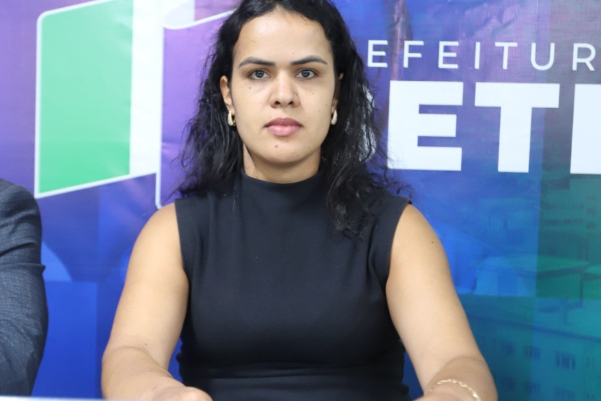 Vitória Paiva passa a acumular funções na administração municipal