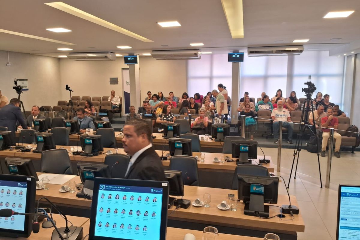 Lei com mudanças nas regras da aposentadoria voluntária foi sugerida pelos vereadores