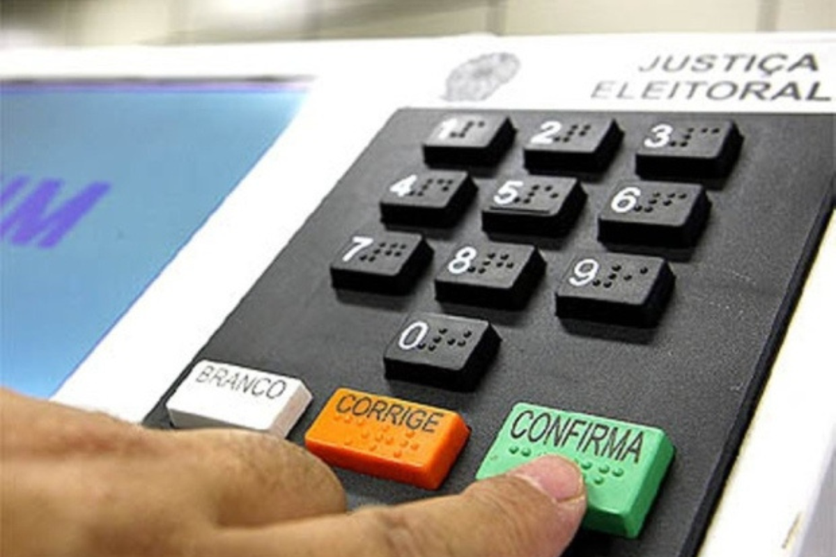 Eleitores vão votar no dia 4 de outubro, para o primeiro truno das eleições 2026