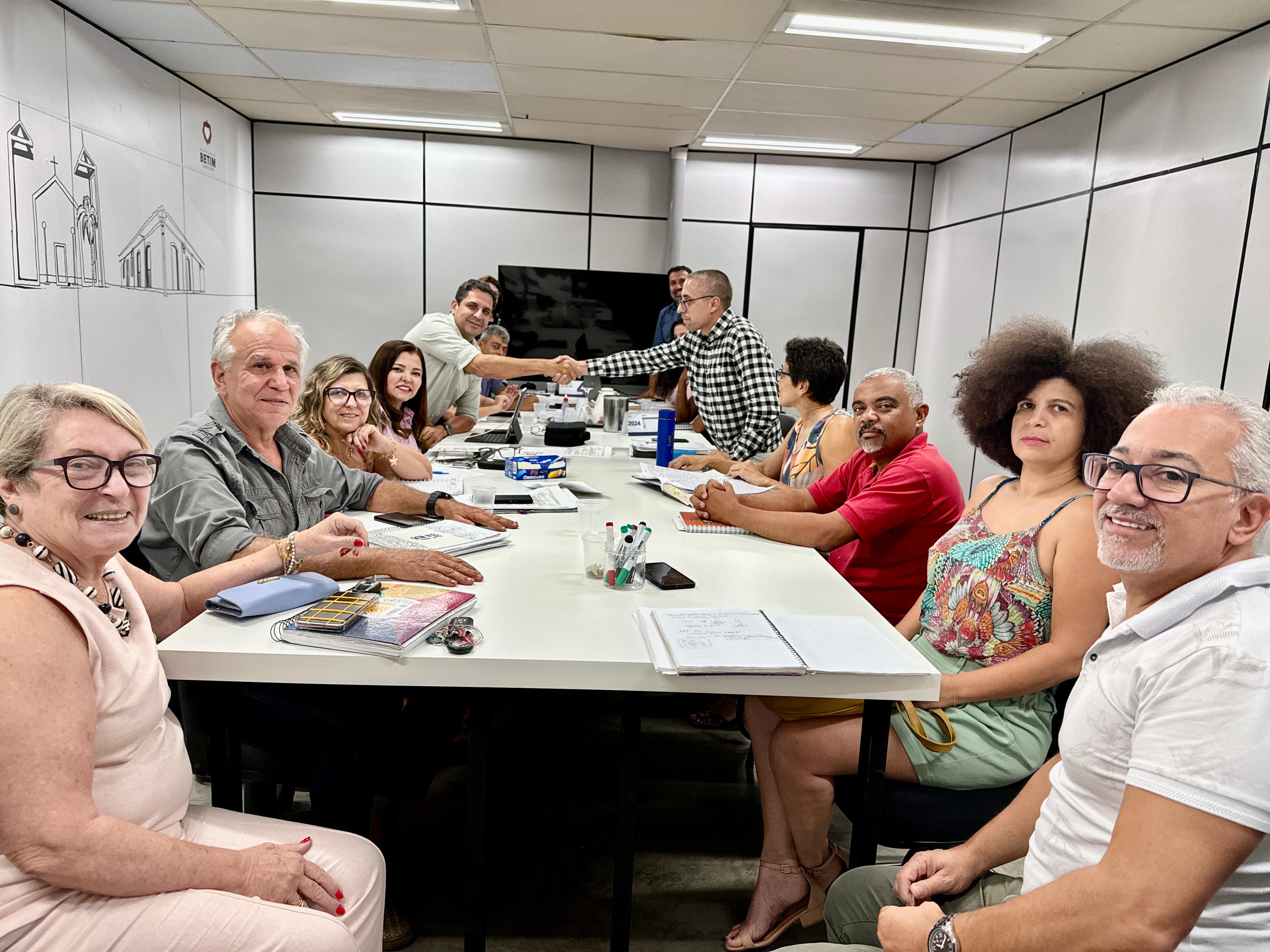Chamamento atende a uma das reivindicações da mesa de negociações do Sind-UTE