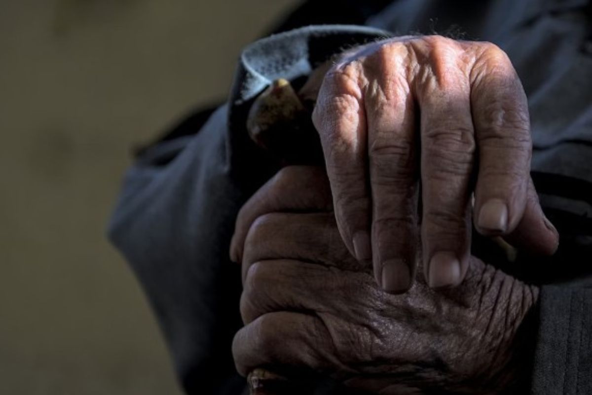 Ao idoso, por sua vez, são concedidas as virtudes provenientes da experiência, a visão profunda, a intuição